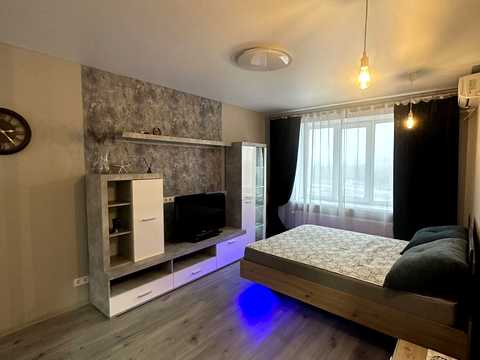 квартира за адресою Євгена Рихліка вул. (5-й Щорса), 11