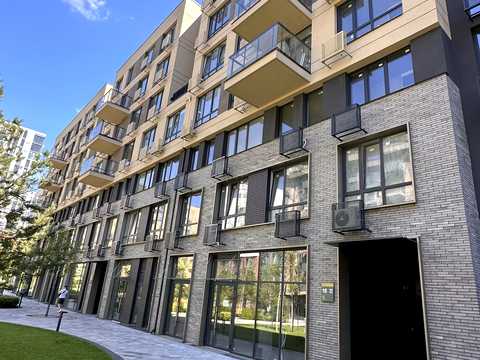 квартира за адресою Салютна вул., 2к18