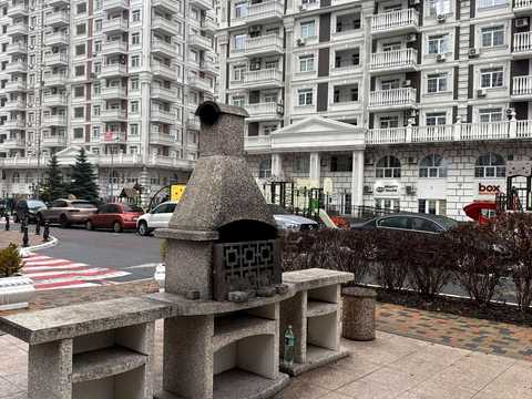 коммерческая по адресу Михаила Максимовича ул. (Онуфрія Трутенка), 24-Г