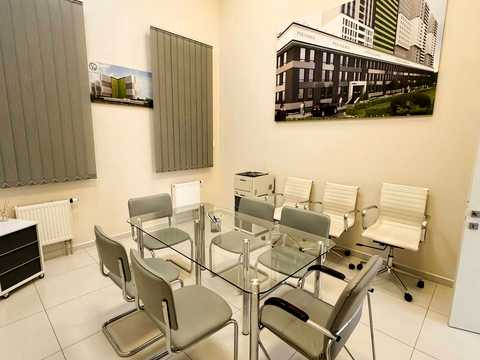 комерційна за адресою Миколи Бажана просп., 17-А