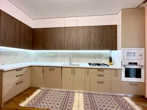квартира по адресу Весняна ул., 4
