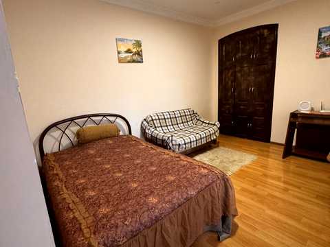 квартира за адресою Ніни Строкатої вул. (Буніна), 30