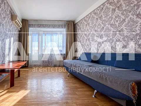 квартира за адресою Марка Безручка вул., 2