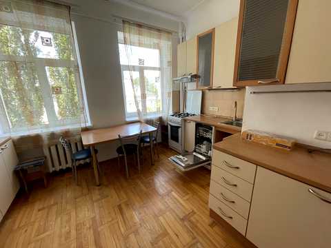 квартира за адресою Академіка Богомольця вул., 7/14