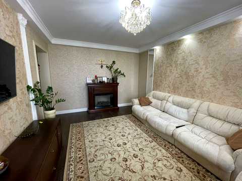 квартира за адресою Грушевського вул., 27