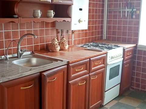 квартира за адресою Молодогвардійська, 10