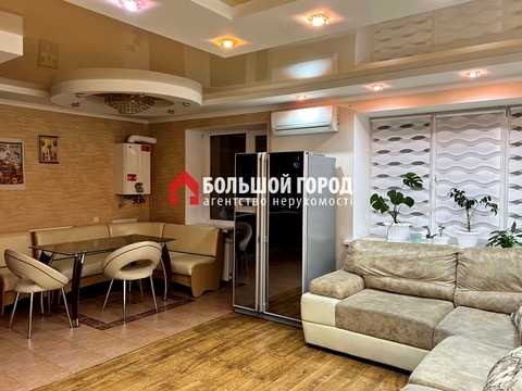 квартира по адресу Полякова ул., 25
