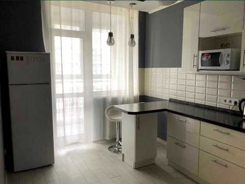 квартира за адресою Драгоманова вул., 2-Б