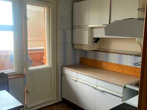 квартира за адресою Ревуцького вул., 19/1