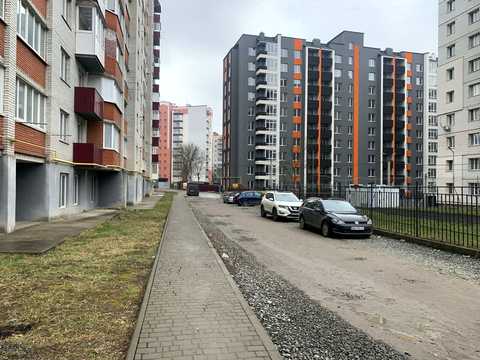 комерційна за адресою Інститутська вул., 6б