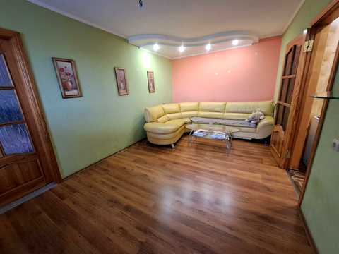 квартира за адресою Набережна Перемоги вул., 72