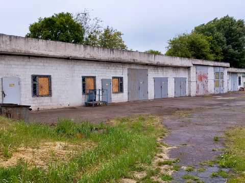 коммерческая по адресу Тритузна, 251