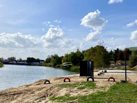 ділянка за адресою Підгородне, Озерна, 34