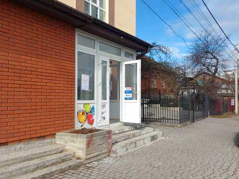 комерційна за адресою Козацька вул., 38