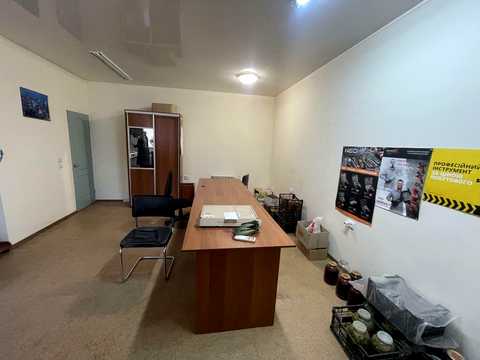 комерційна за адресою Карпенка-Карого вул., 60