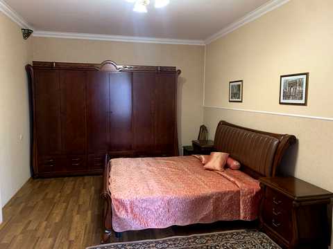 квартира за адресою Дмитрівська вул., 69
