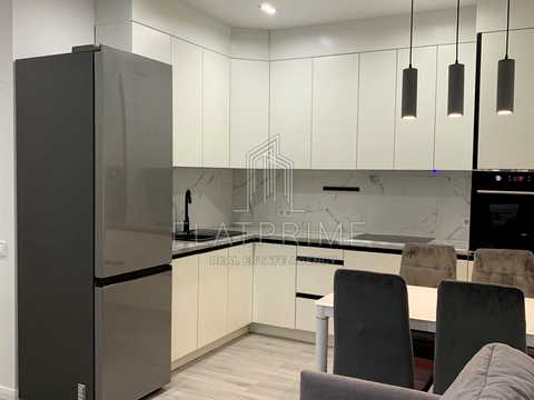 квартира за адресою Дніпровська набережна вул., 20-А
