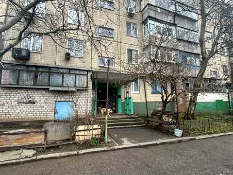 квартира за адресою Степана Бандери вул. (Добролюбова), 1