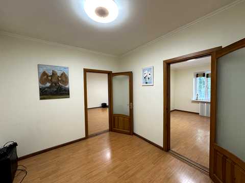квартира за адресою Тополина вул., 18