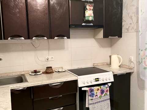квартира за адресою Милославська вул., 17