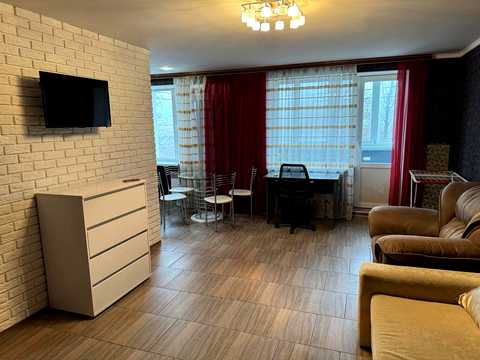 квартира по адресу Евгения Маланюка ул., 1