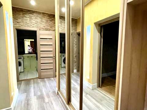 квартира за адресою Космонавтів вул., 62