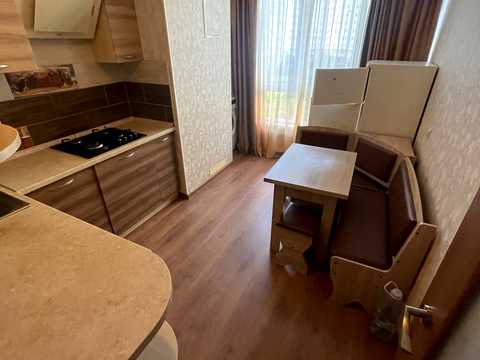 квартира по адресу Балукова ул., 1г