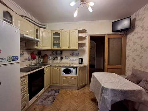 квартира по адресу Ларисы Руденко ул., 3-Б