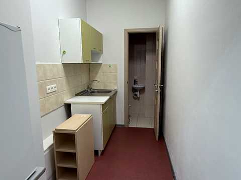 коммерческая по адресу Полтавская ул., 10
