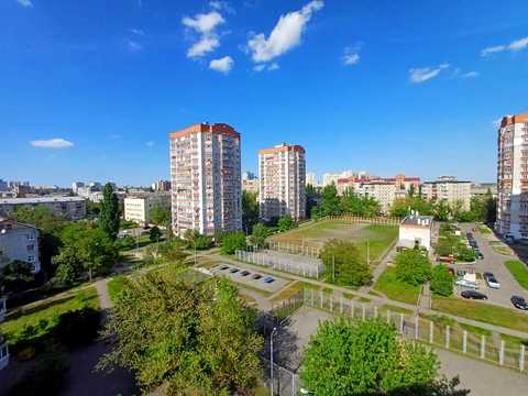 квартира за адресою Верховної Ради бульв., 19-А