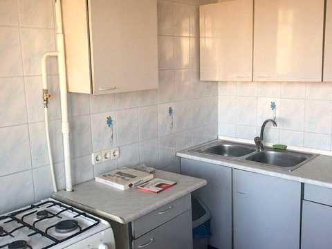 квартира за адресою Амвросія Бучми бульв., 8