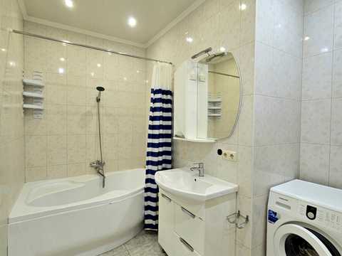 квартира за адресою Регенераторна вул., 4 к1