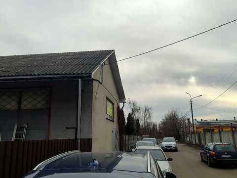 комерційна за адресою Любецька вул., 56