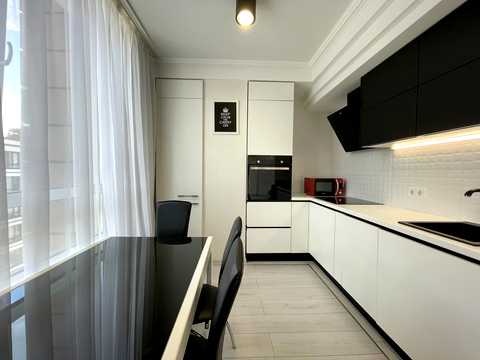 квартира за адресою Практична вул., 3