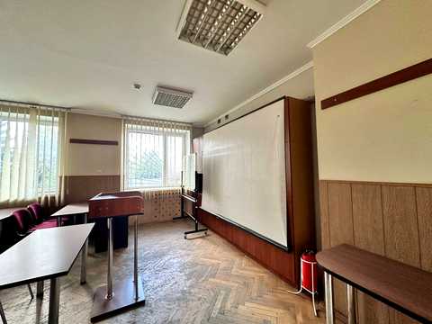 комерційна за адресою Володимира Великого вул. (Артема), 50
