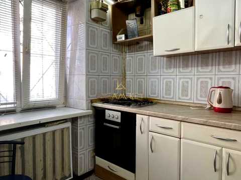 квартира за адресою Набережно-Лугова вул., 7-Б