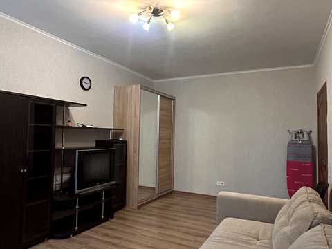 квартира за адресою Любомира Гузара просп. (Космонавта Комарова), 46-Б