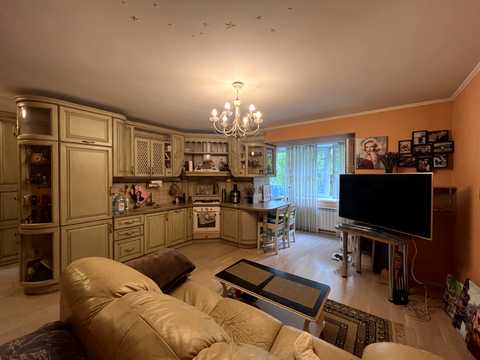 квартира за адресою Машинобудівна вул., 13