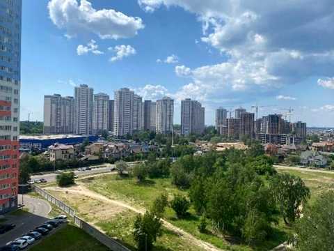 квартира за адресою Павла Чубинського вул., 7