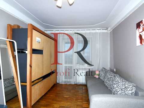 квартира за адресою Богатирська вул., 10