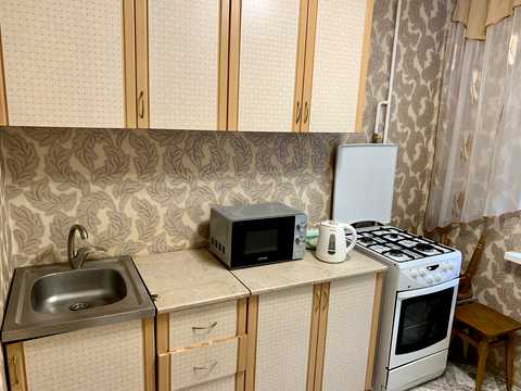 квартира по адресу Новоукраинская ул., 1/3