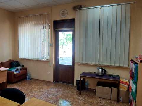 коммерческая по адресу Космонавтов ул., 31
