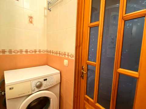 квартира за адресою Семінарська вул., 5