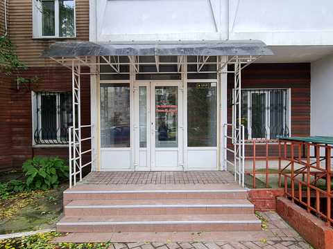 комерційна за адресою Харківське шосе, 56