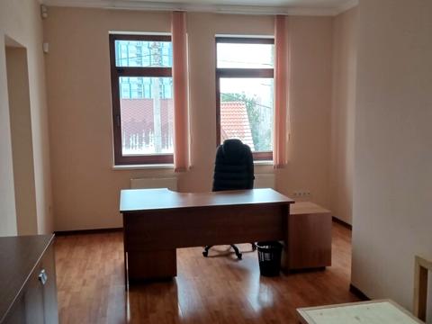 будинок за адресою Бессарабський проїзд (Павла Скоропадського)