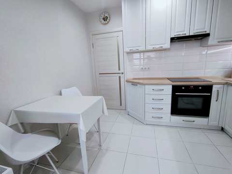 квартира по адресу Просвещения ул., 17