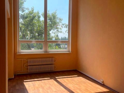 комерційна за адресою Слобожанський просп. (ім. газети Правда), 29