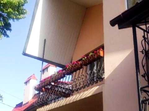 будинок за адресою Університетський пров.