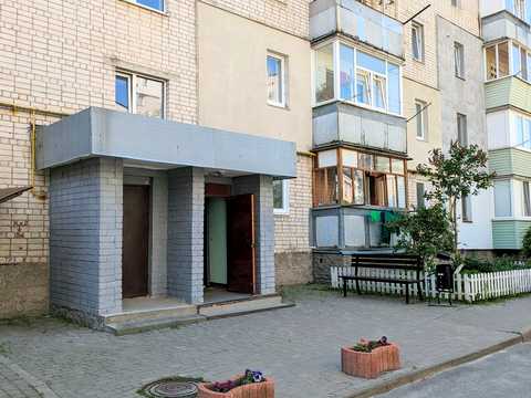 квартира за адресою Льотна, 25А