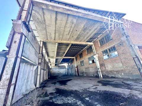 коммерческая по адресу Лесная ул., 16